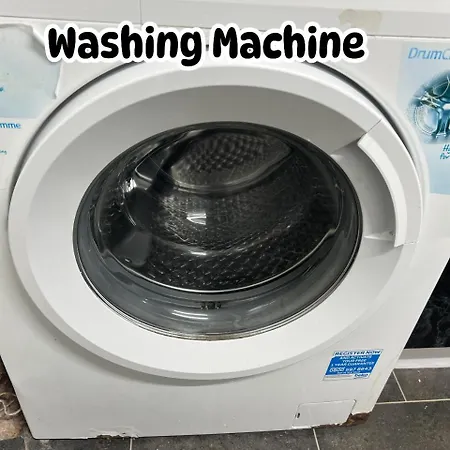 Manchester City Cosy Stay - Fresh New Master Bedroom Sleeps 3 Guests - 3 Adults