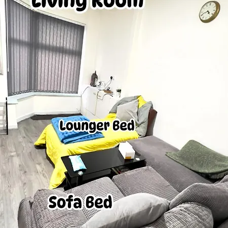 ゲストハウス Manchester City Cosy Stay - Fresh New Master Bedroom Sleeps 3 Guests - 3 Adults マンチェスター