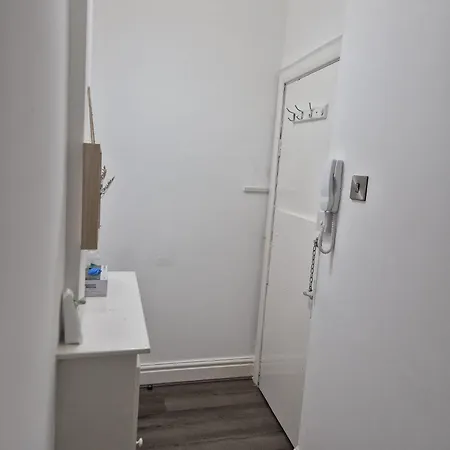 Apartamento Affordably Elegant Close To Coop Live, Etihad Stadium And Centre Manchester