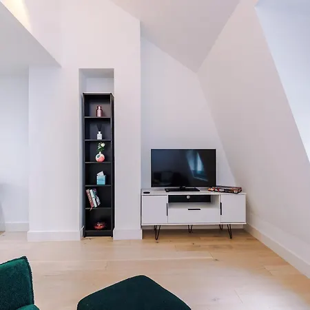 Apartment King Street Collection