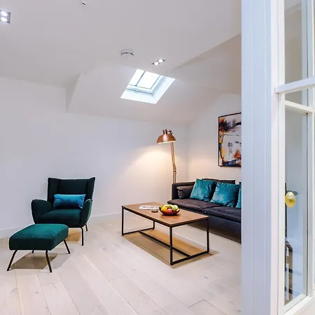 Apartment King Street Collection