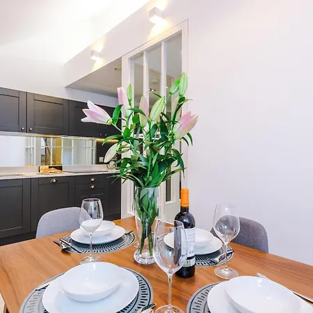 شقة King Street Collection