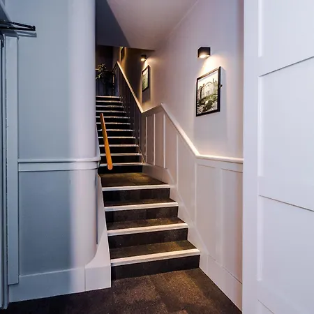 Stylish 3-bed - Roof Terrace & Parking Vila Manchester