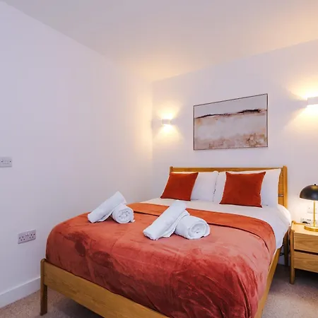 Stylish 3-bed - Roof Terrace & Parking Vila Manchester