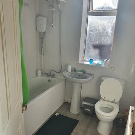 Cosy Double In Monton Village - Eccles * Manchester