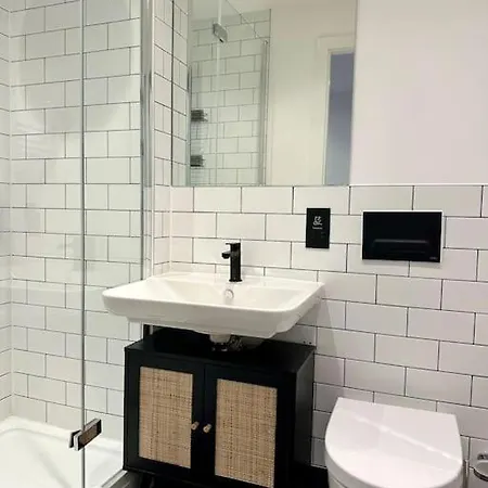 Stunning Centre Duplex With Free Parking Manchester