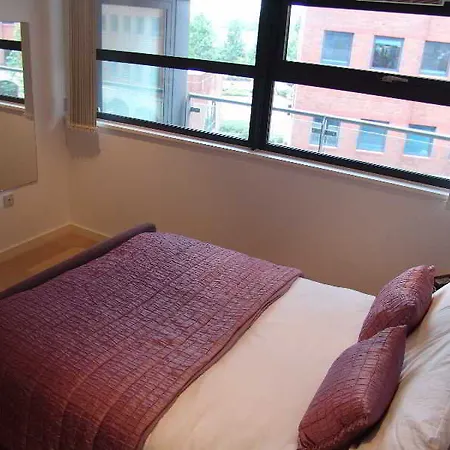 Premier Manchester Salford Quays فندق 3*