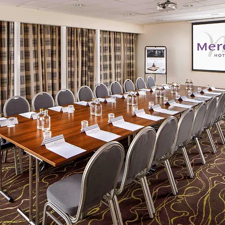 Mercure Piccadilly Hotel 4*