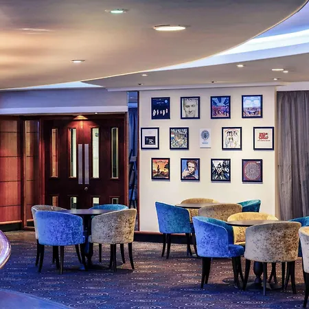 Mercure Piccadilly 4*