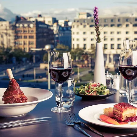 Mercure Piccadilly Hotel 4*