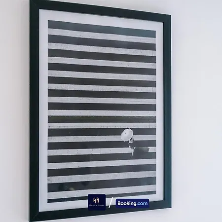 Old 516 Listing * Manchester