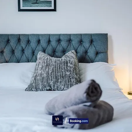 Apartment Modern 1 Bed With Balcony By Host A