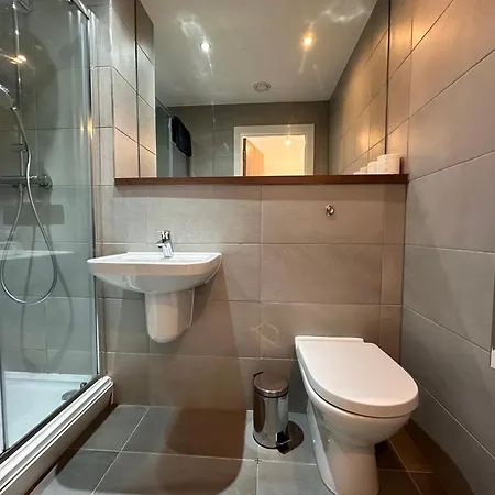 Unisuperhost Apartman *
