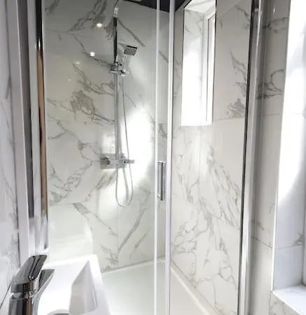 Casa Jungle Slps 20 Plp Mcr, Hot Tub, Bar, Cinema * Manchester