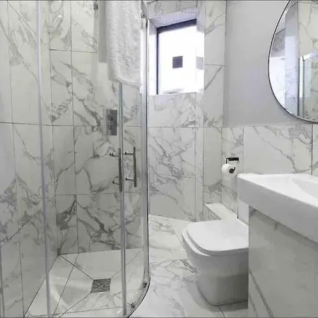Casa Jungle Slps 20 Plp Mcr, Hot Tub, Bar, Cinema *