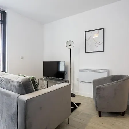 Bright And Modern In * Manchester