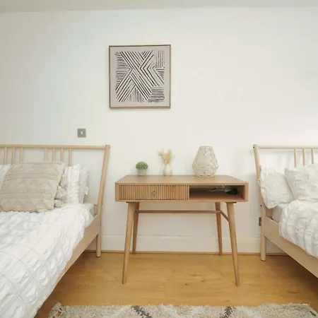 City Centre 1br Strong Wifi *
