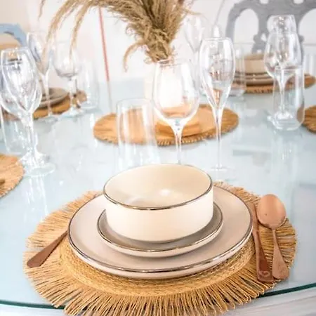 Coop Arena Luxurious Townhouse Dom wakacyjny *