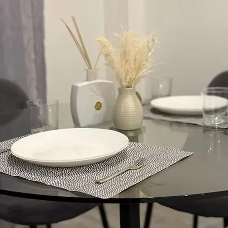2br Duplex In Salford Mcr Sleeps4 Videos In Photos דירה מנצ'סטר