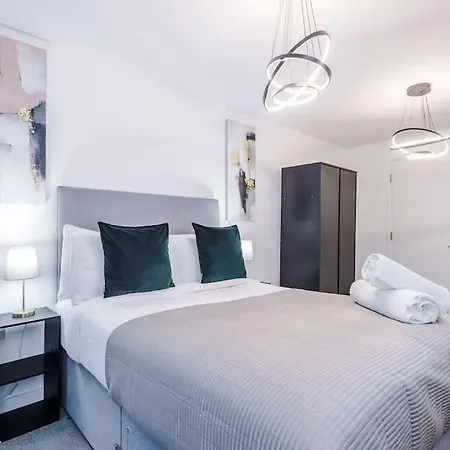 Monthly Deals, Family And Contractors Apartment *