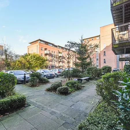 Luxury Prime Location Flat Manchester