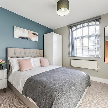Luxury Prime Location Flat