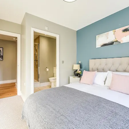 Luxury Prime Location Flat Apartment