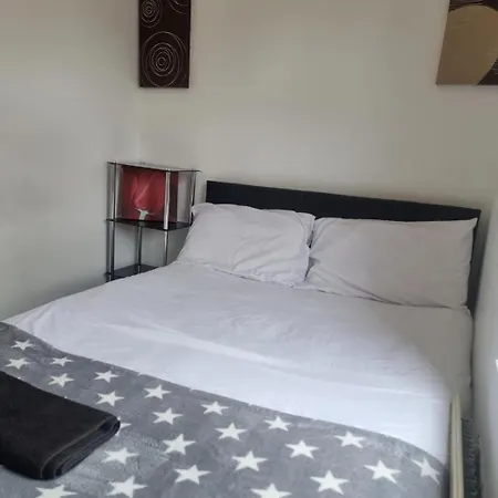 Holiday home Gorgeous Stylish Cheri Victorian House In *