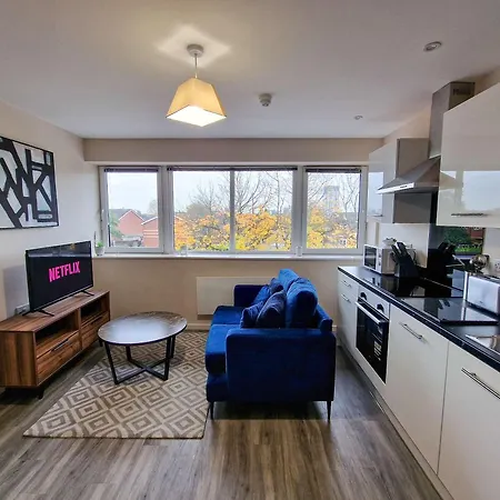1 Bed Media Flat Free Parking Daire Manchester