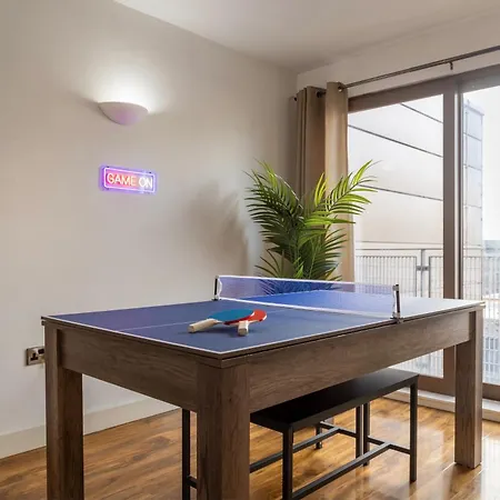 Near Centre,penthouse,etihad ,cooplive Апартаменты