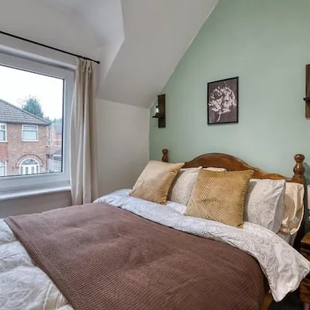 Charming Trafford Retreat Pets Welcome