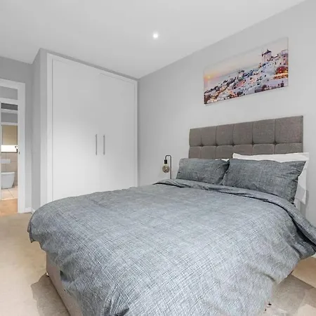 Haven Stylish Modern