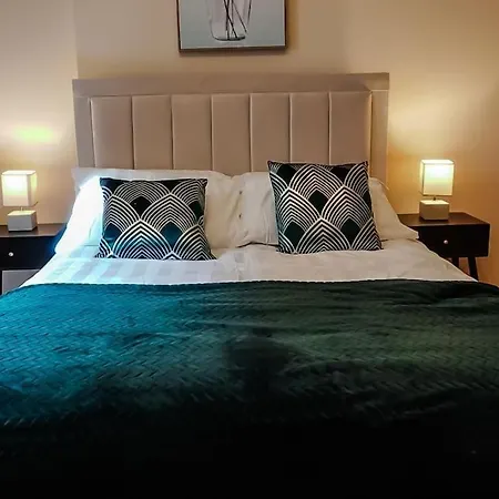 Appartement Cosy 1-bdr For 3, Near Masson Place Arenas Cheetham Hill And Stadiums, Wi-fi *