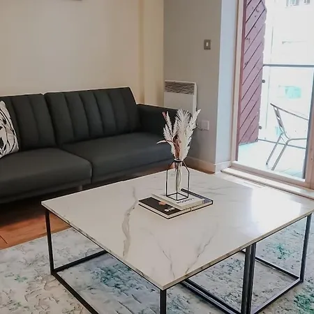 Spacious 1-bdr For 3, Near Masson Place Arenas Cheetham Hill And Stadiums, Wi-fi Apartment Manchester