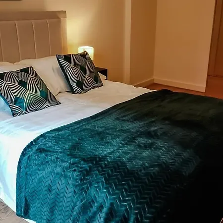 Spacious 1-bdr For 3, Near Masson Place Arenas Cheetham Hill And Stadiums, Wi-fi