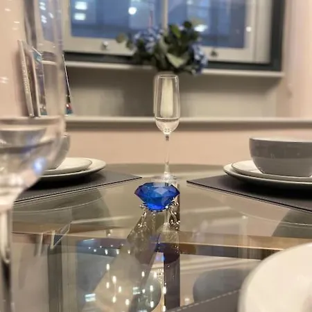 Sleek *