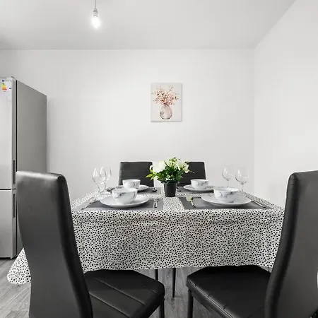 公寓 2 Bedroom By Brookland Serviced Short Lets With Free Wifi