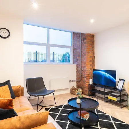 Modern 2 Bed Close To Etihad
