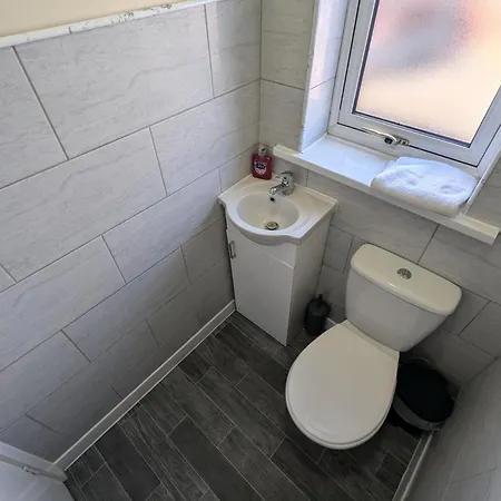 Spacious Powell Sleeps 11 6 Bed 1 5 Bath 度假居 曼彻斯特