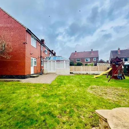 Vakantiehuis 13 Guests - Free Parking - House *