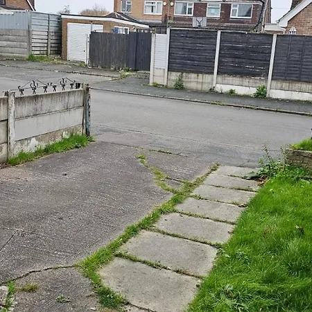 Holiday home The Cornbrook Place *