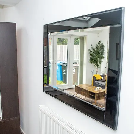 Entire In Apartment