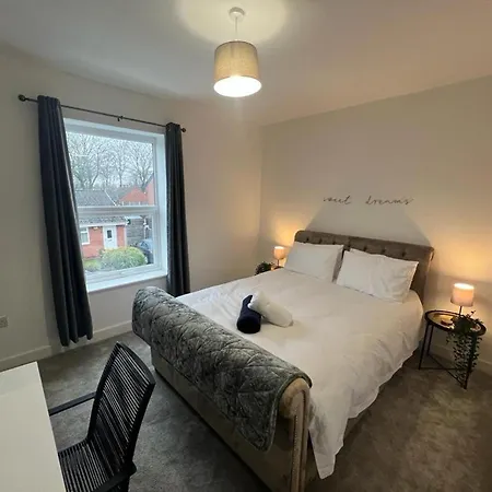 Сasa de vacaciones Stylish Renovated Near City Centre