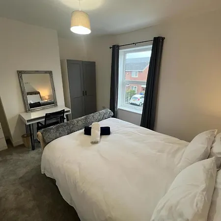 Stylish Renovated Near City Centre Prázdninový dům Manchester