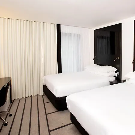 Crowne Plaza City Centre By Ihg 4*
