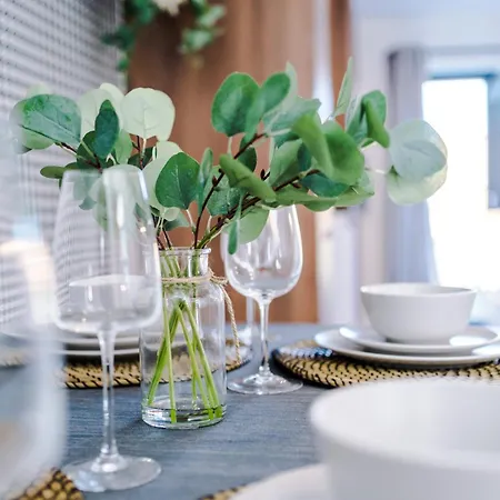 Rest&recharge At Waterway House * Manchester