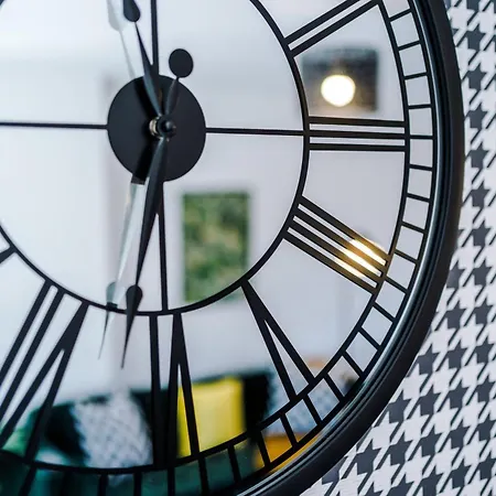 Rest&recharge At Waterway House Manchester