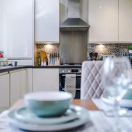 別荘 R&r - Modern Townhouse Near Etihad & Centre