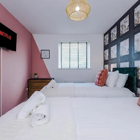 Hébergement de vacances R&r - Modern Townhouse Near Etihad & Centre