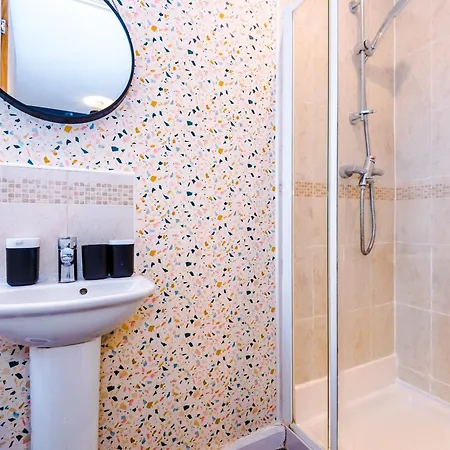 Rest&recharge At A Spacious Townhouse By The Etihad